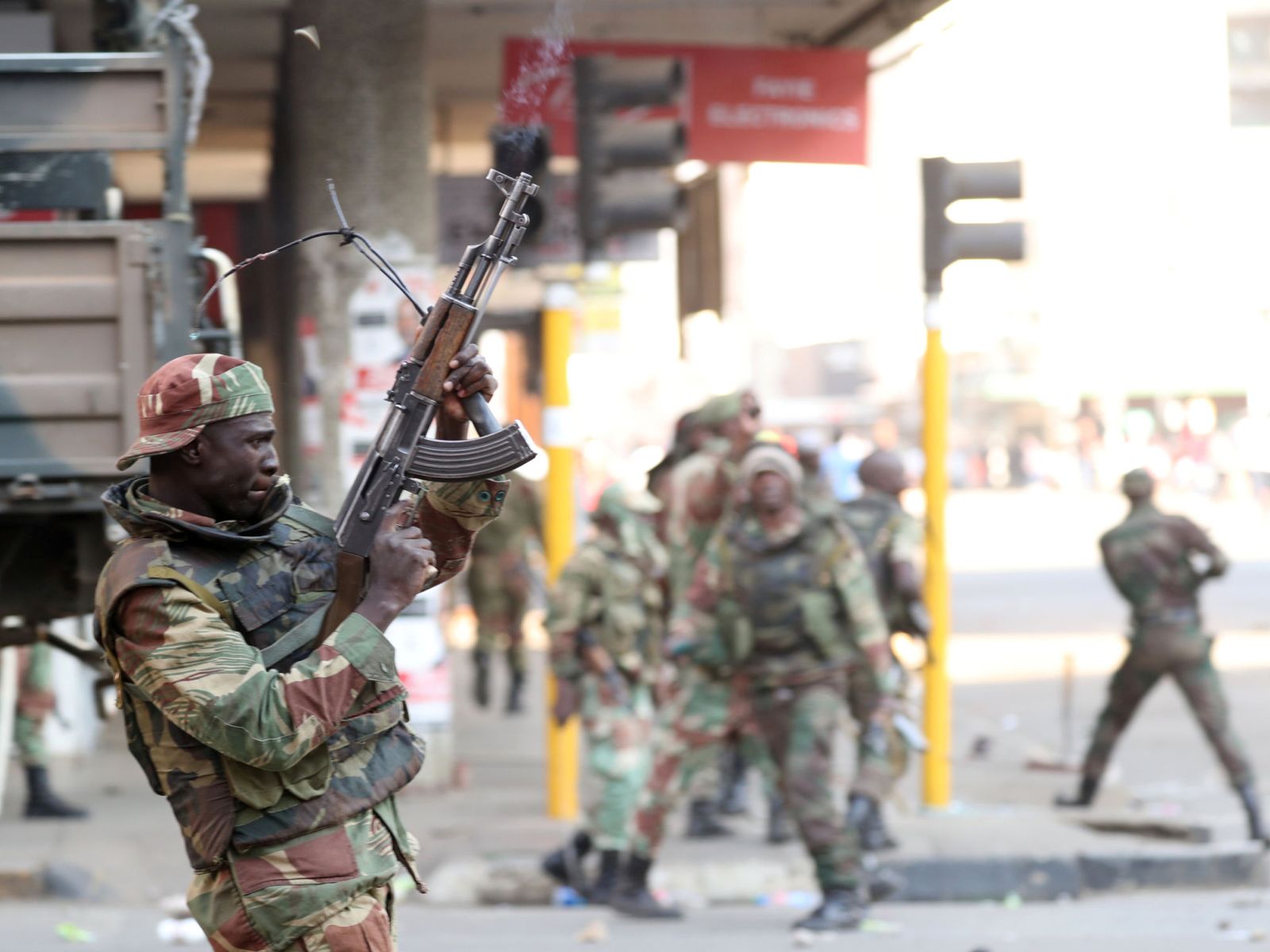 skynews-zimbabwe-harare_4377629.jpg