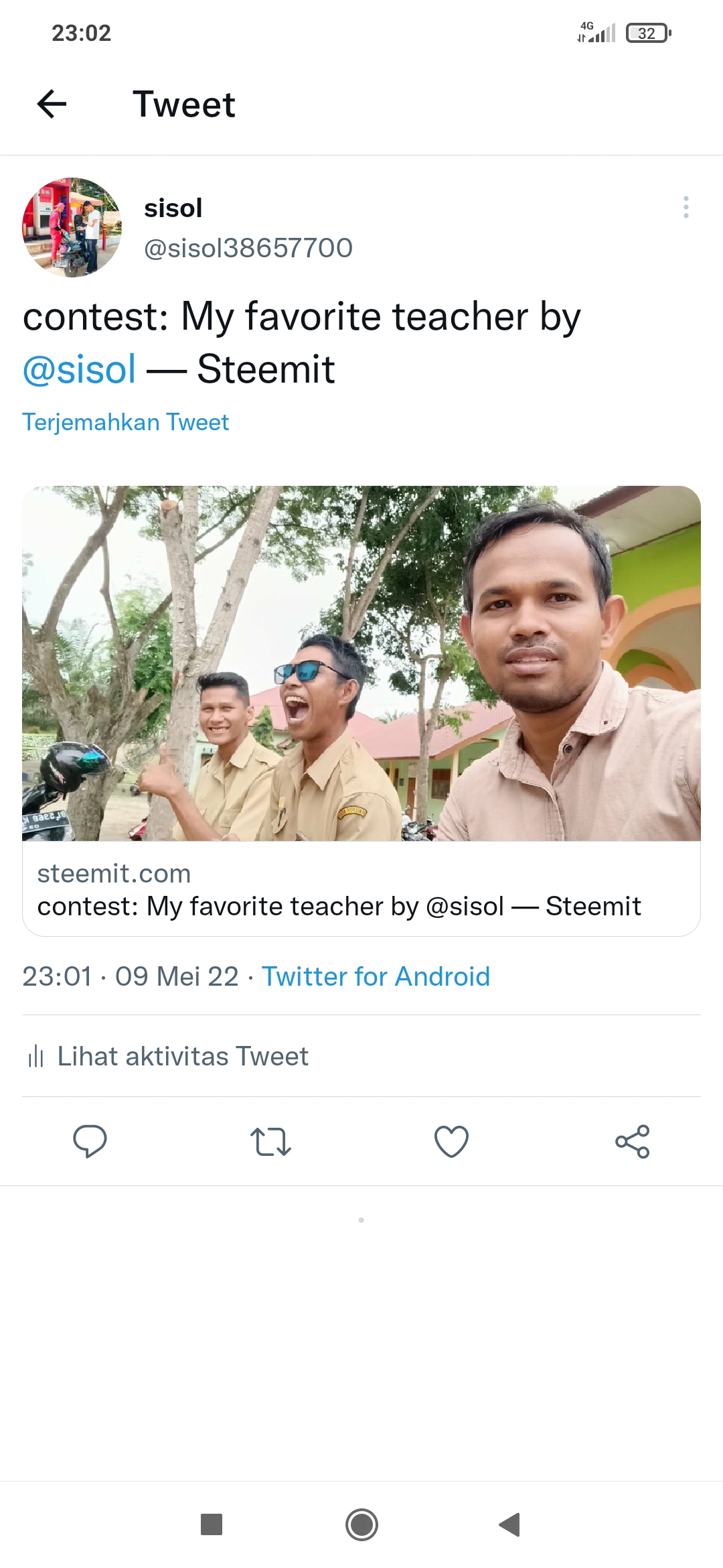 Screenshot_2022-05-09-23-02-28-655_com.twitter.android.jpg