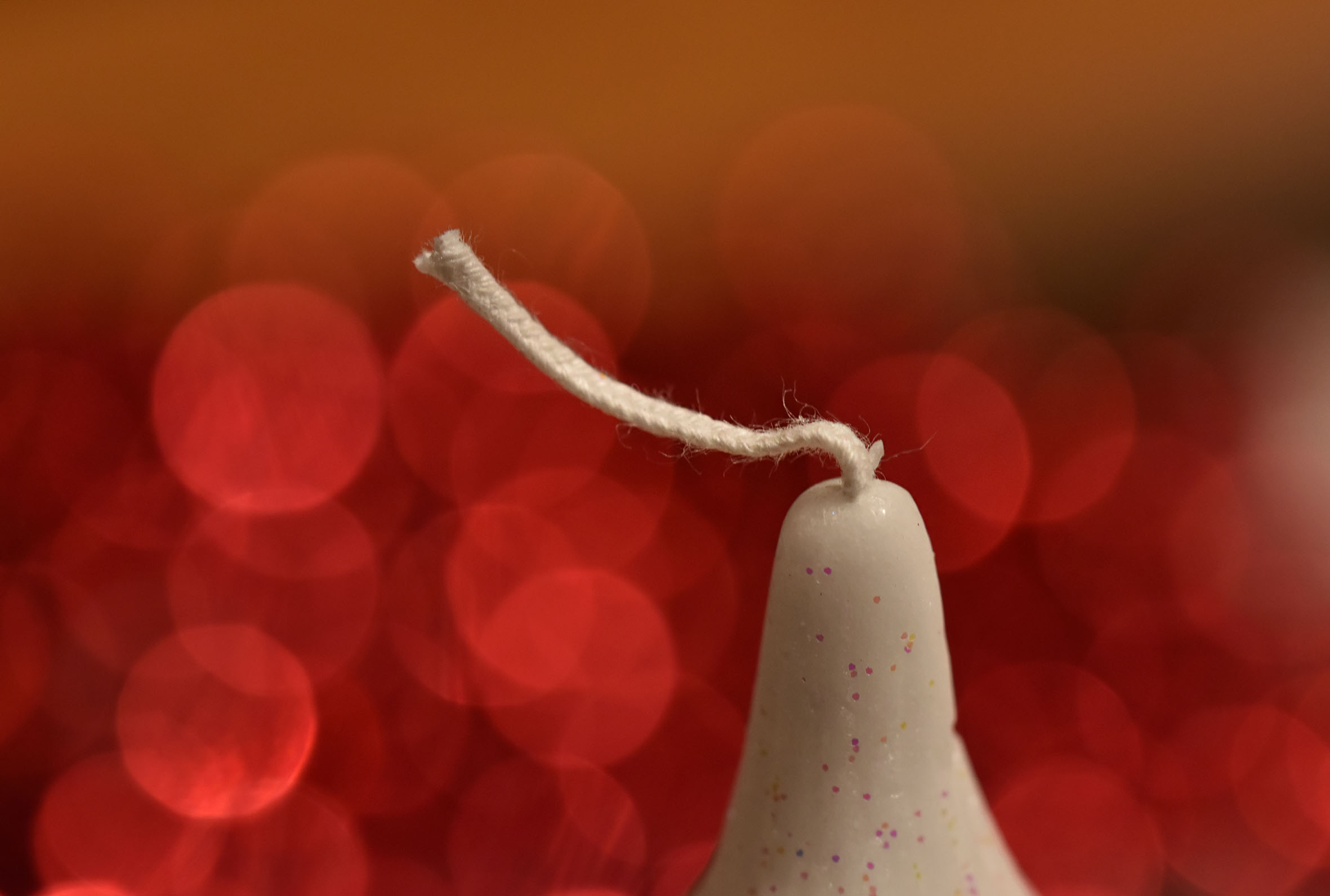 candle red bokeh macro 1.jpg