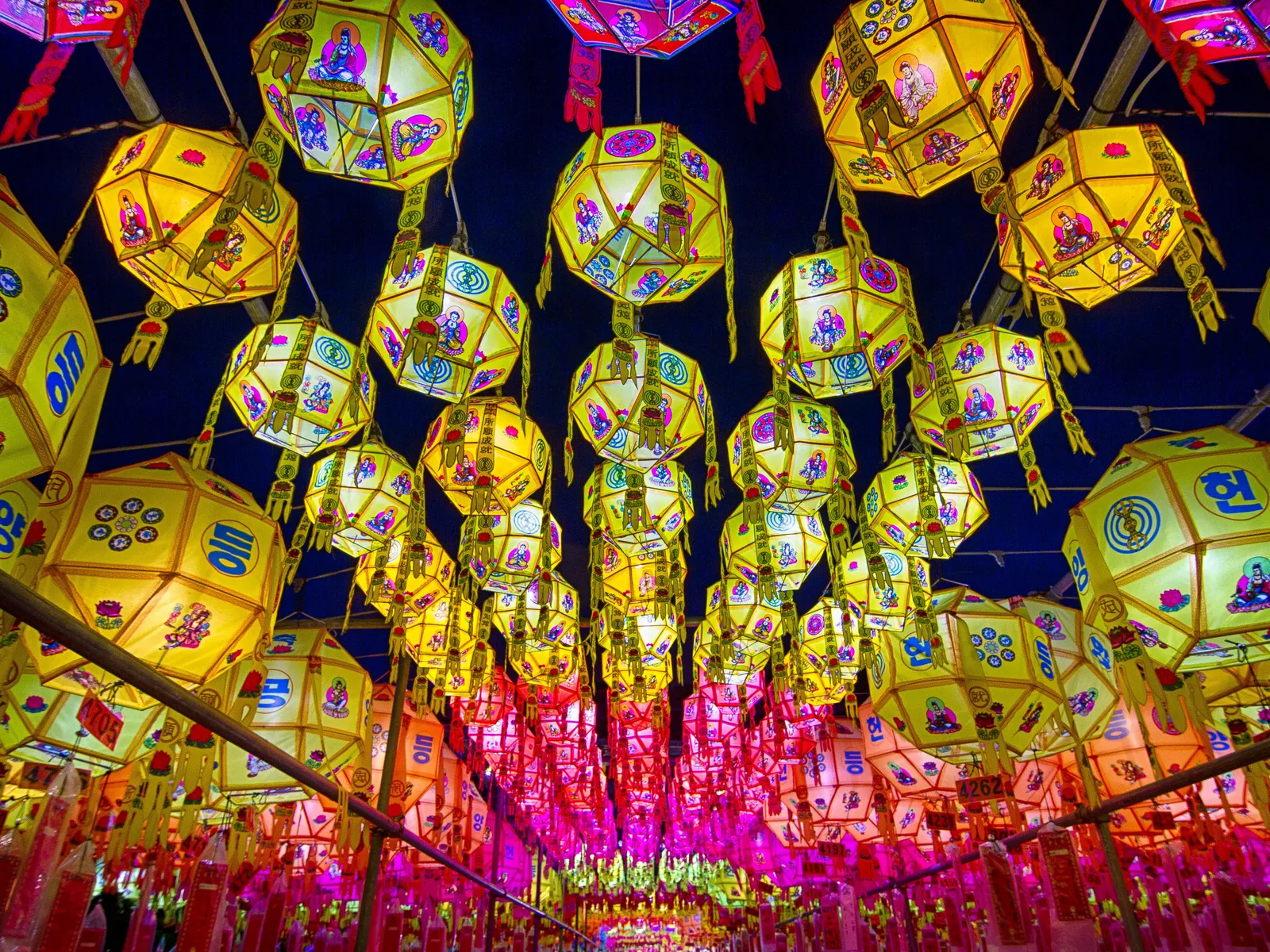 Samgwangsa-Temple-GettyImages-170839660.webp