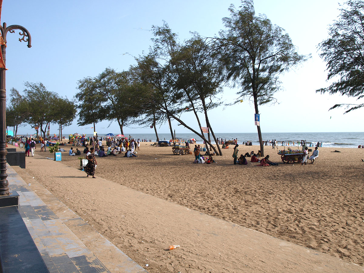 Kozhikkod_beach.jpeg