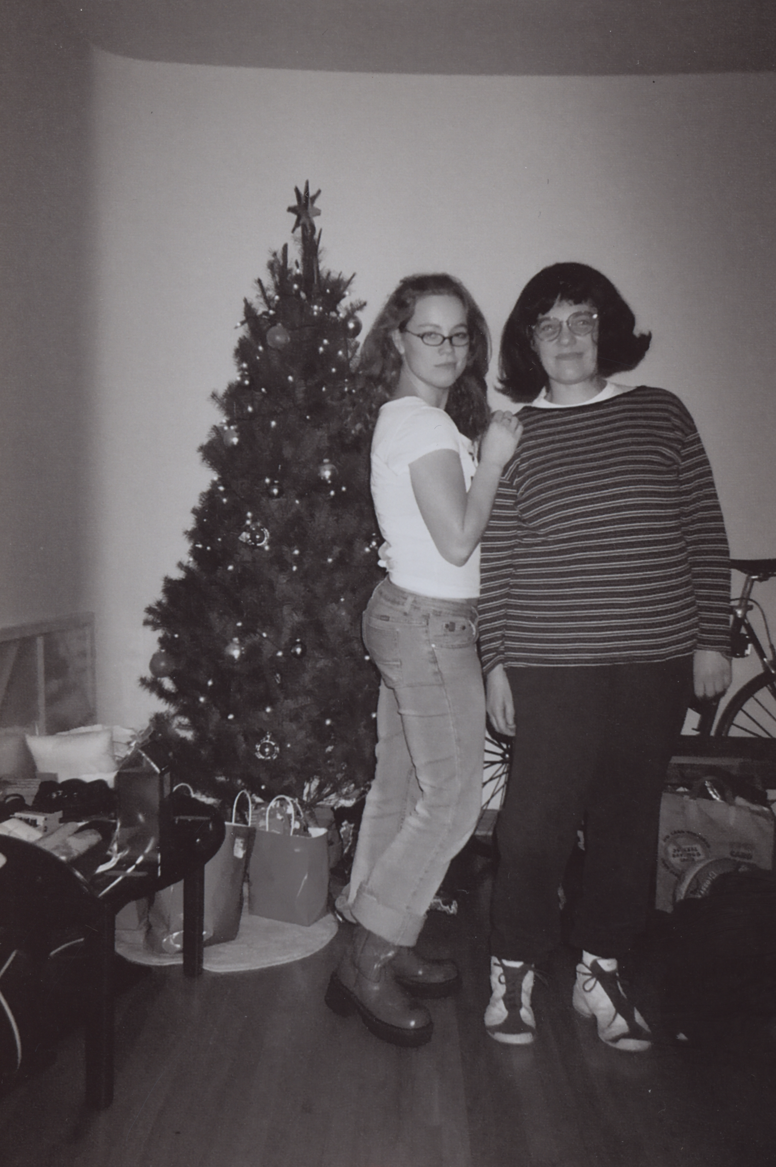 2004 Christmas-12.png