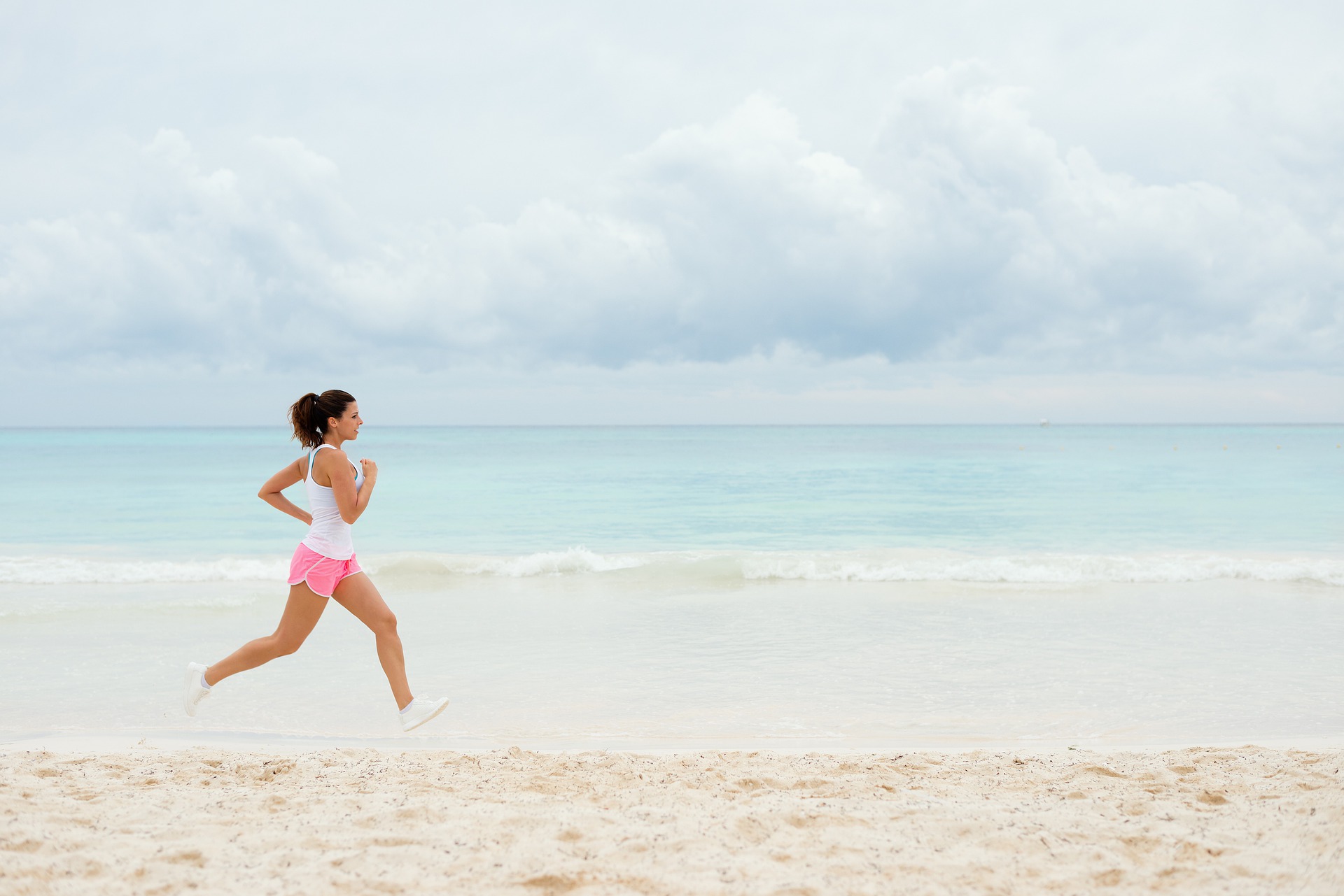 beach-g0e3079d76_1920.jpg