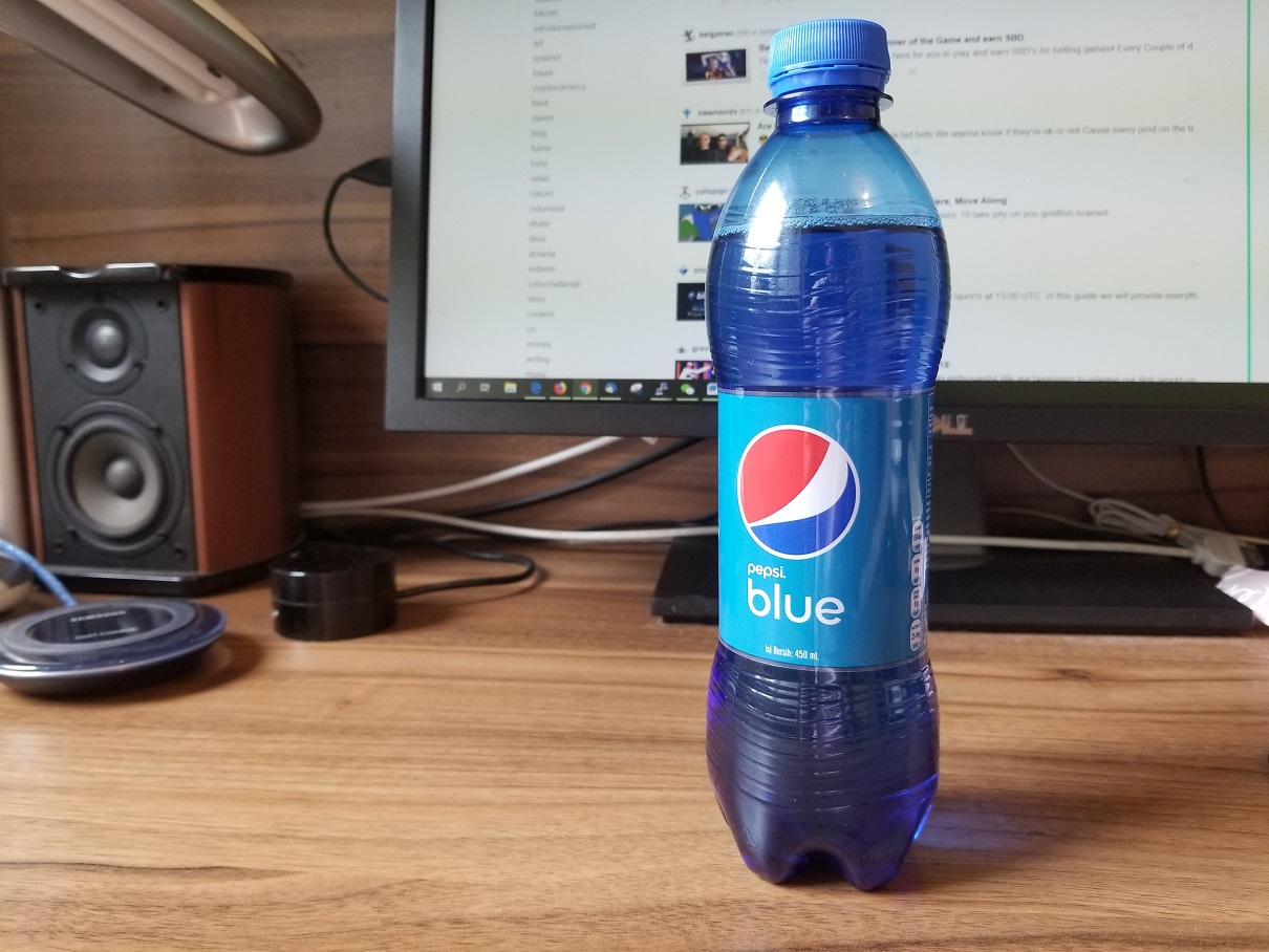 真正的水贴：网红蓝色百事可乐，你敢喝吗？