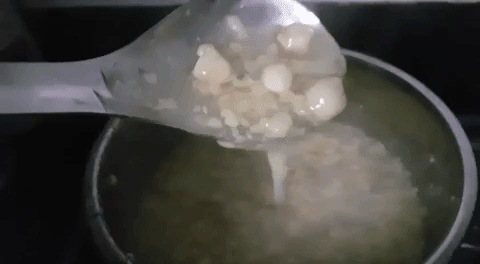 jFlrIz0TsjawZcdQXw (2).gif