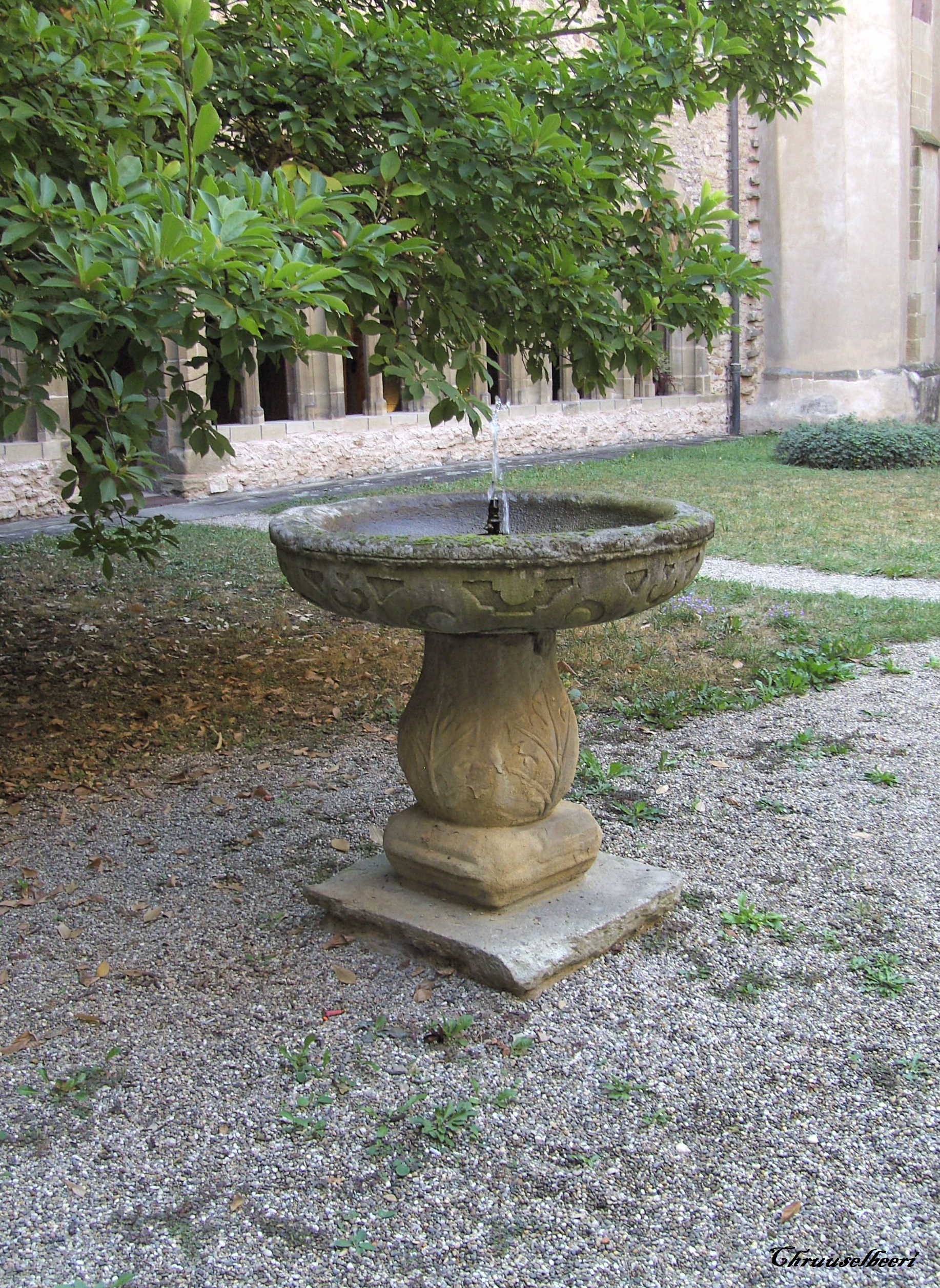 Brunnen_07.jpg