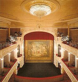 250px-Bielsko-Biała,_Teatr_Polski,_scena.jpg