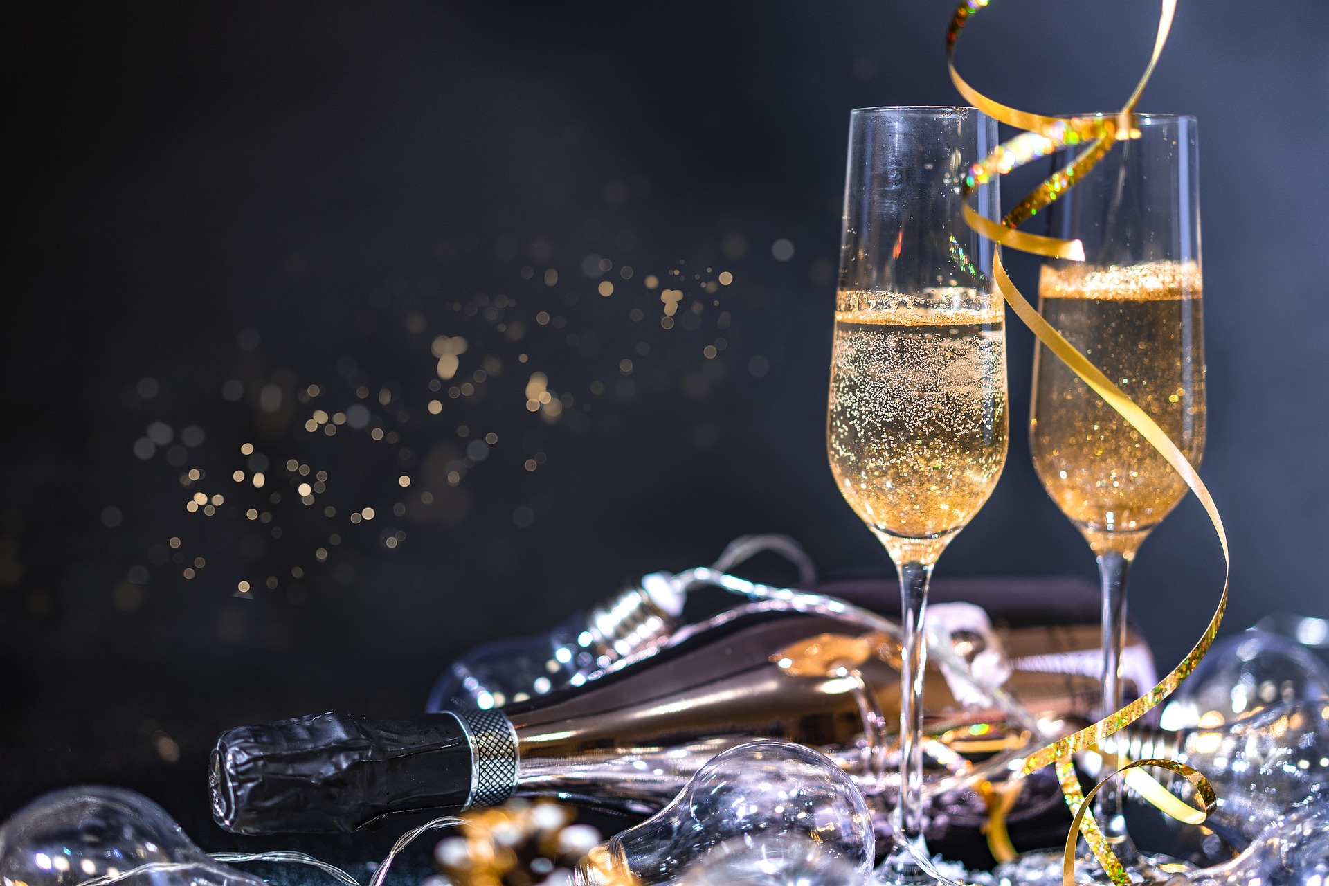 wine-6688901_1920.jpg