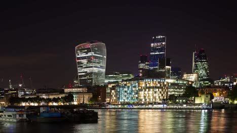 london_skyline_dark00_small.jpg