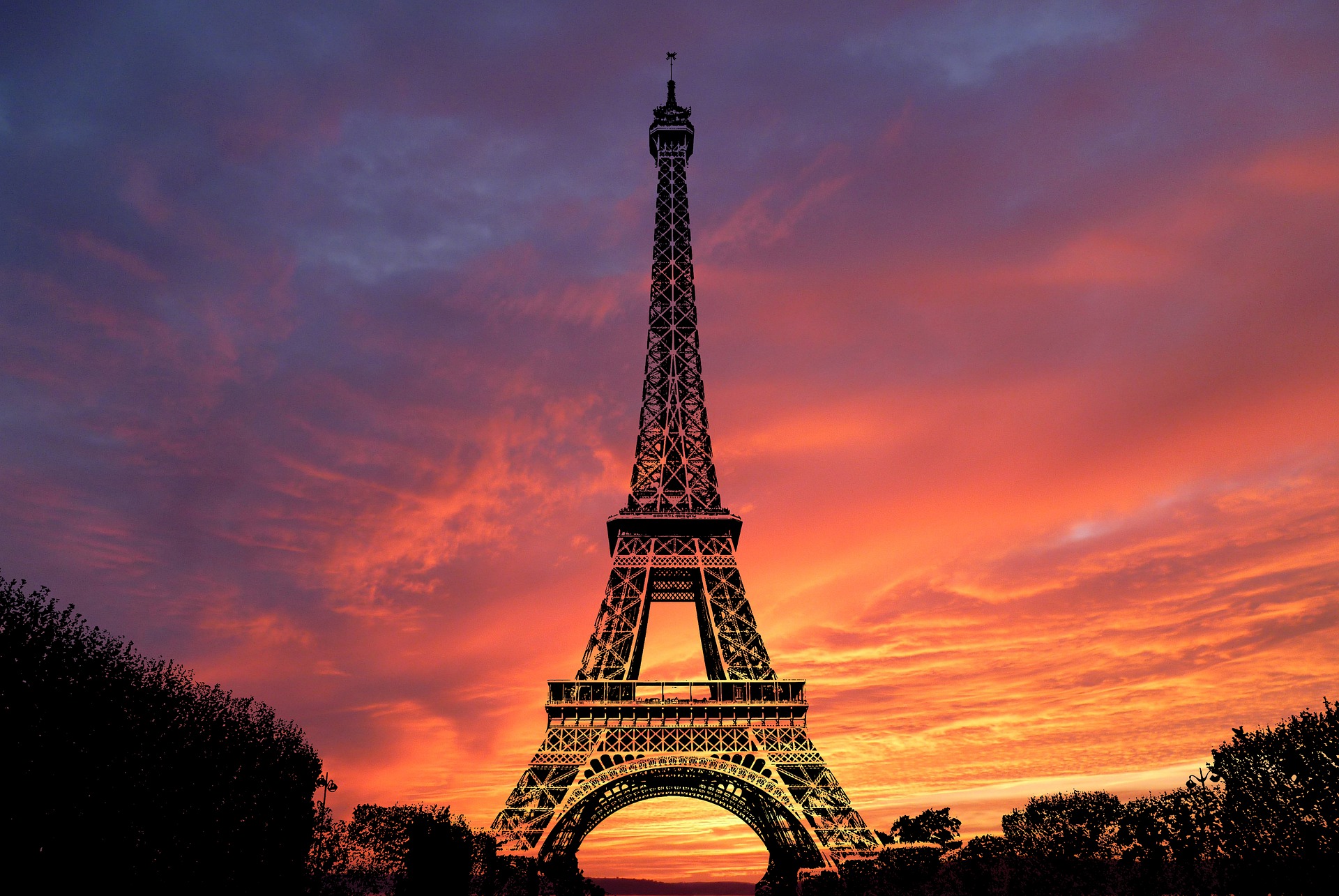 eiffel-tower-5055438_1920.jpg