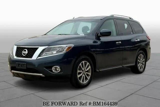 nissan-pathfinder-gray-front-exterior-min.jpeg.webp