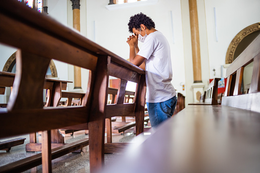 istockphoto-1220682823-170667a.jpg