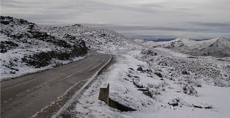 800px-CarreteraPicoElAguila.jpg