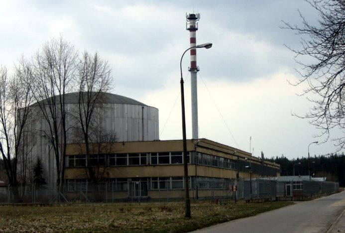 Reaktor_Maria_w_Swierku.jpg