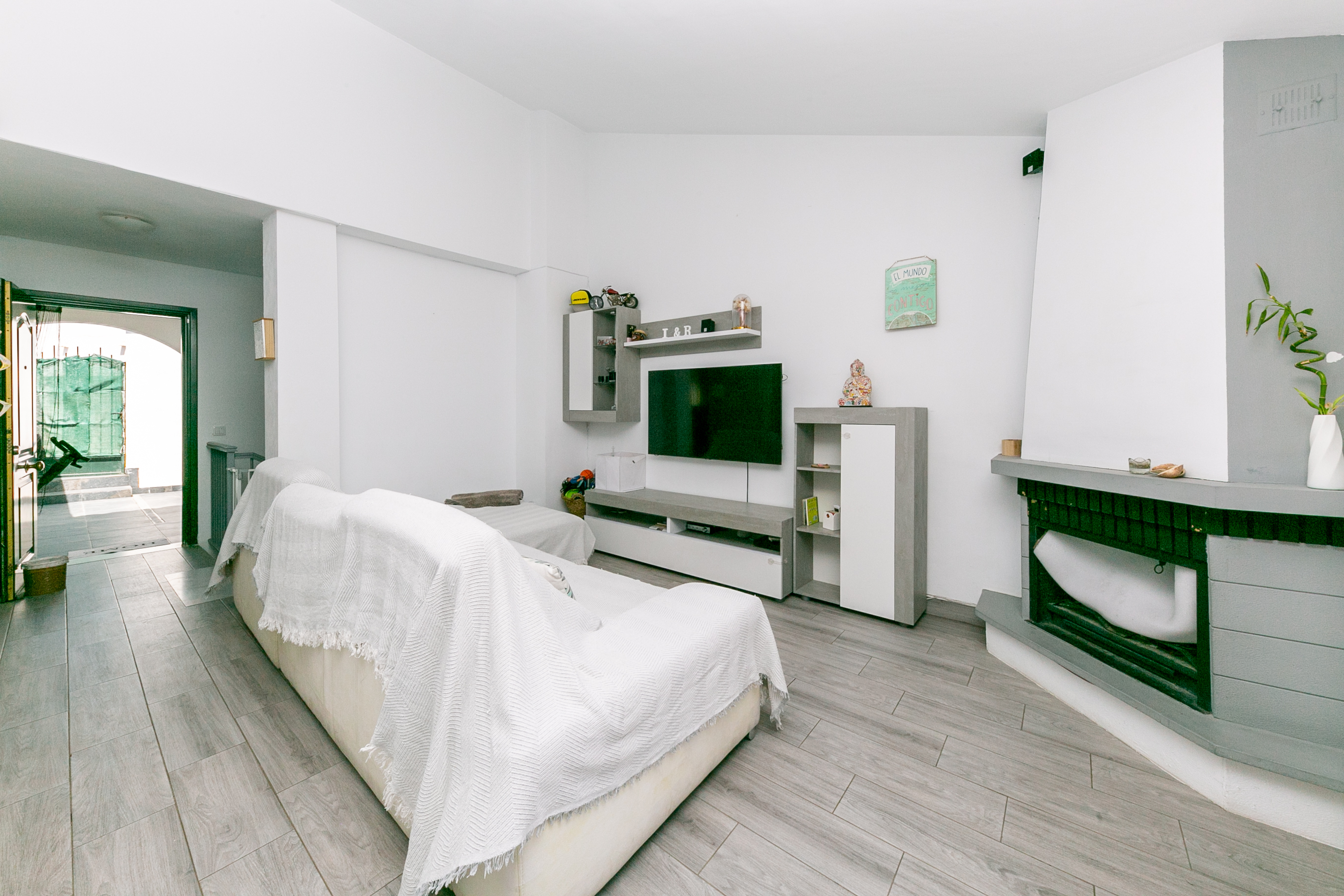 2Salon2.jpg