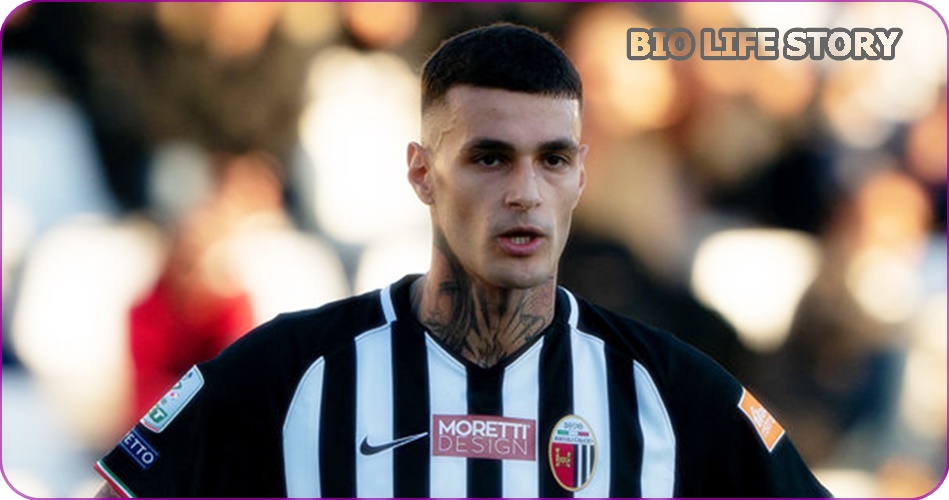 Gianluca-Scamacca-sassuolo.jpg