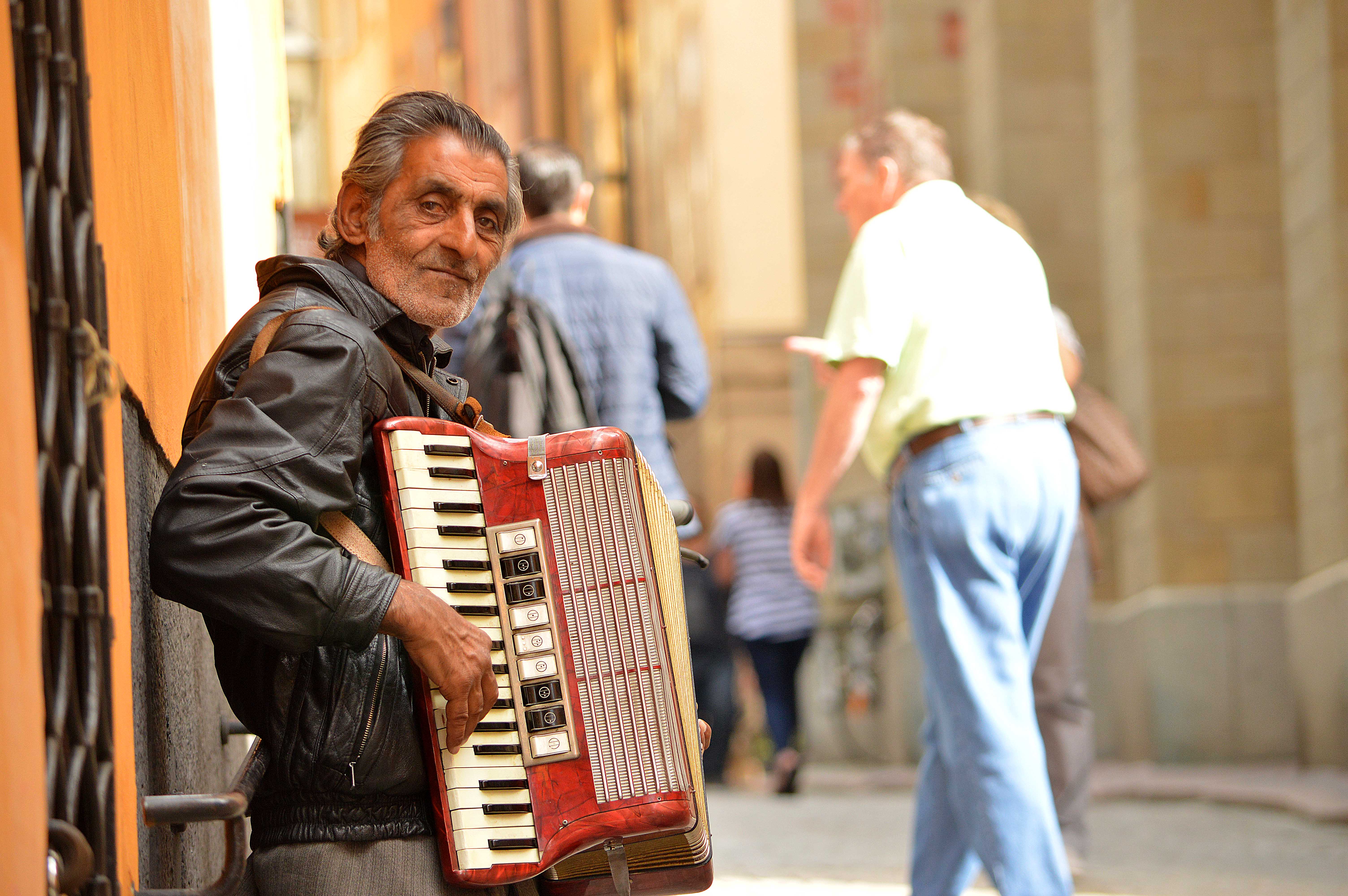 accordionist.jpg