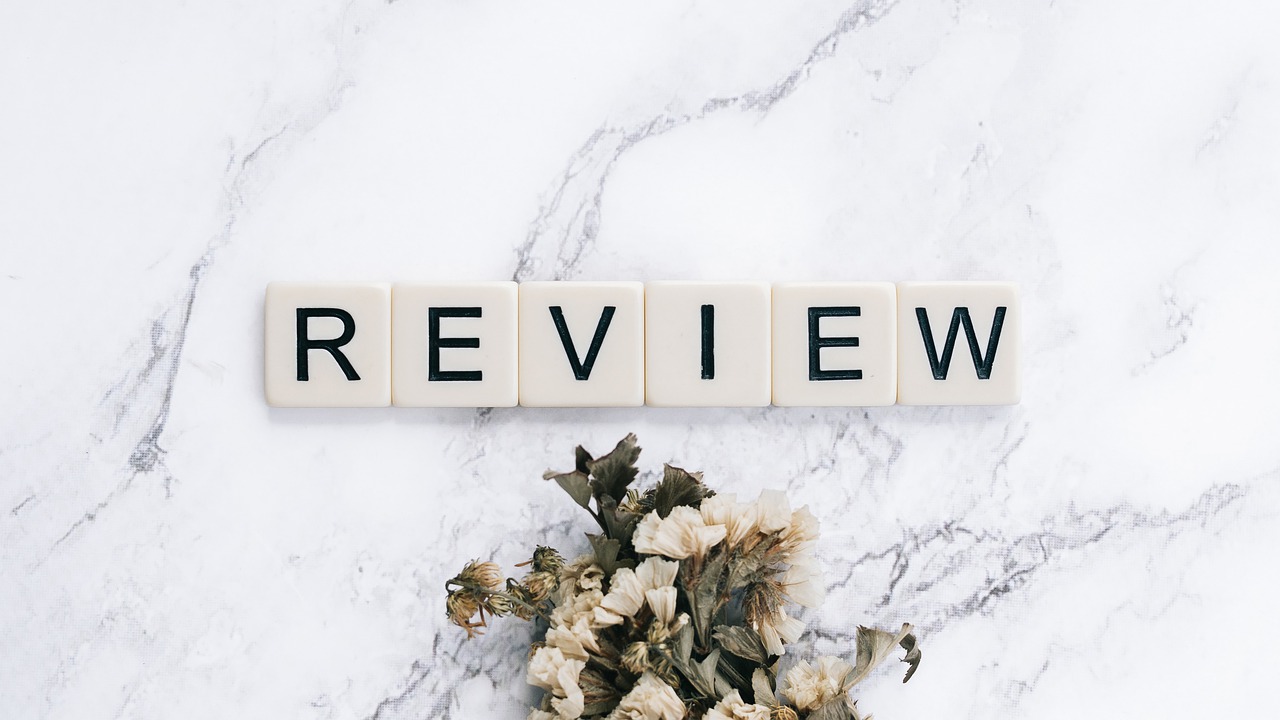 review-5556833_1280.jpg