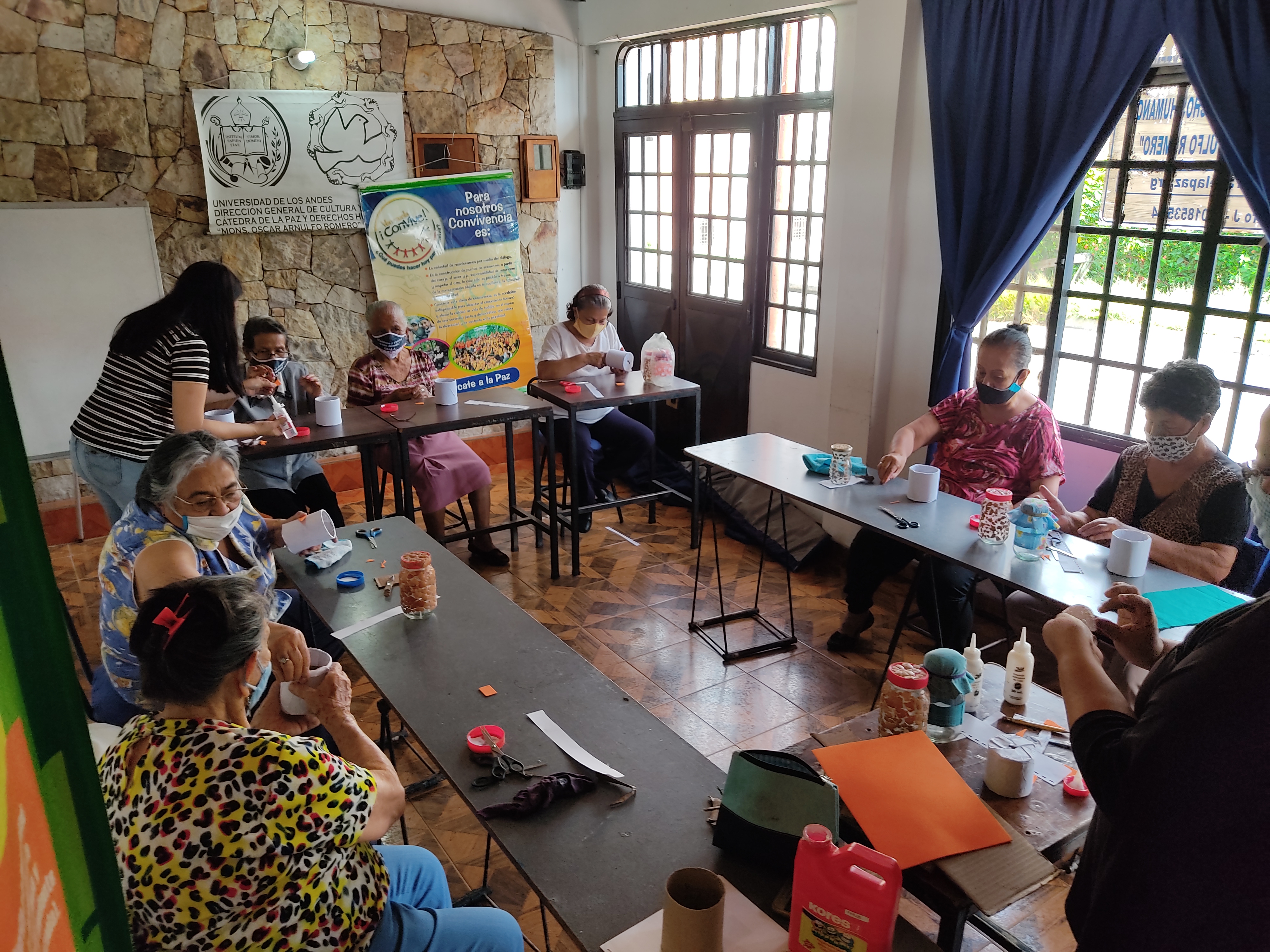 adulto mayor (10).jpg