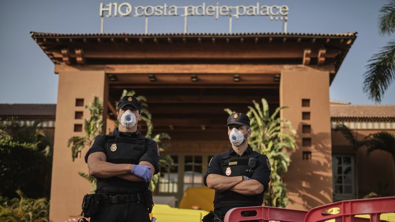 coronavirus-spain-covid-19-pandemic_wide-83207159ae20b34f52fbbf26c297a2cc3e0cd24d-s800-c85.jpg