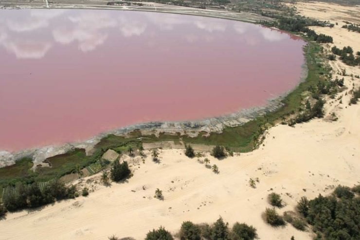 Retba-740x493.jpg