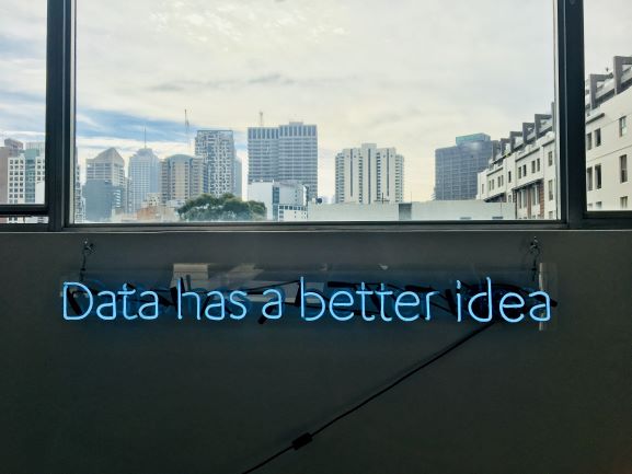 data.jpg