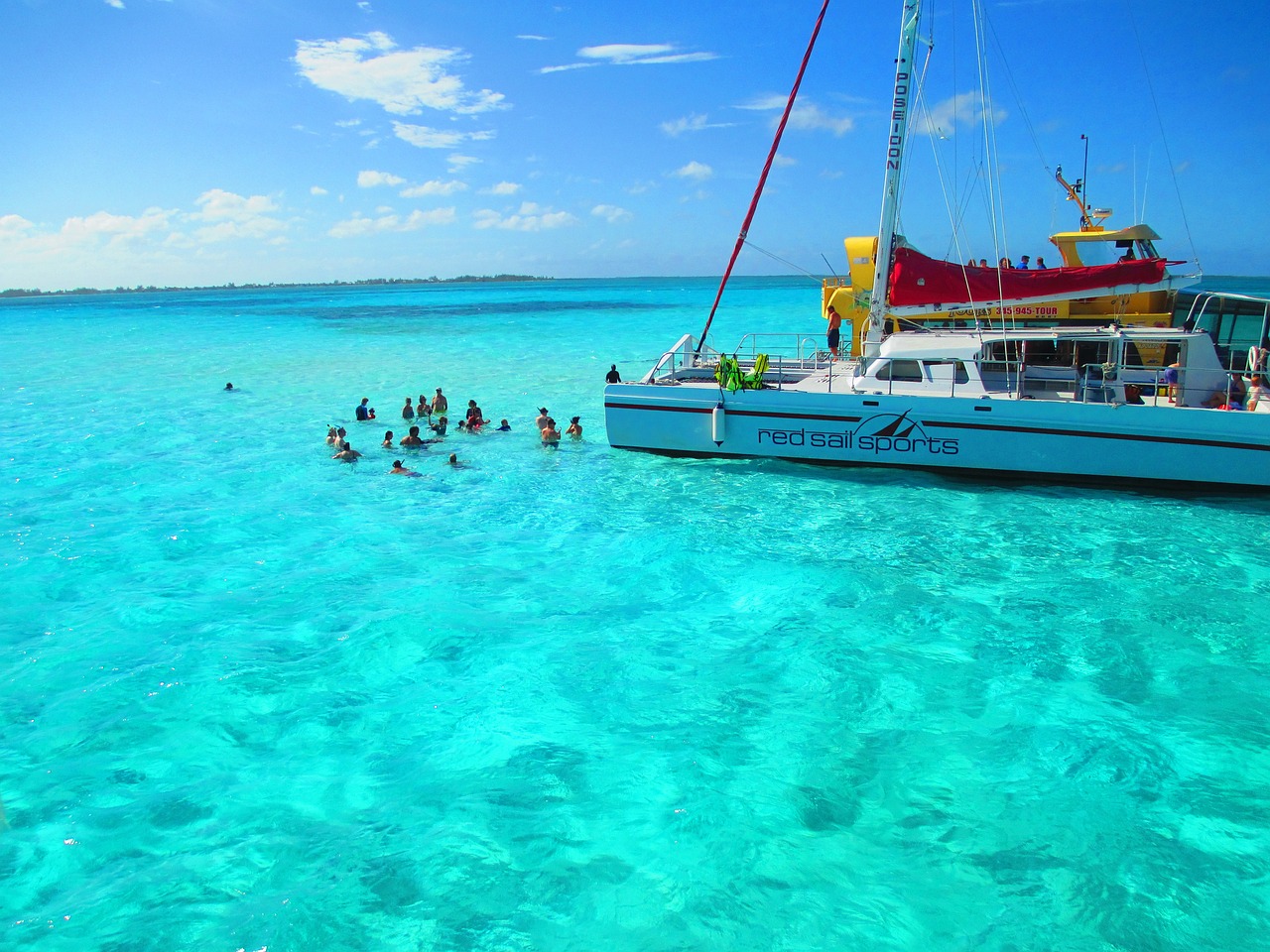 cayman-islands-1692445_1280 (1).jpg