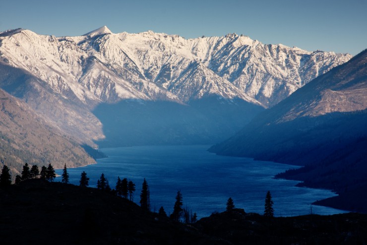 Top-American-Lakes-Chelan-Photo-by-Andy-Simonds-740x494.jpg