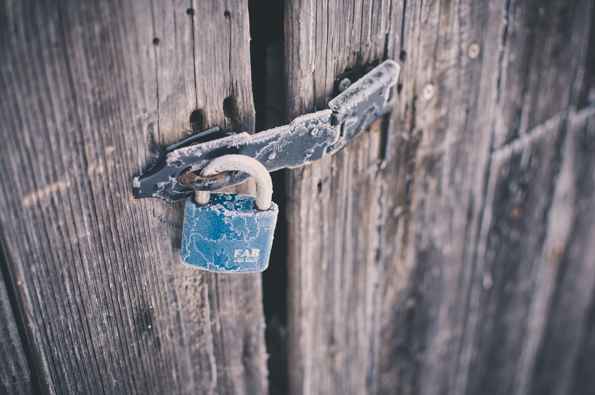 padlock-g9d8e6f1e5_1920.jpg