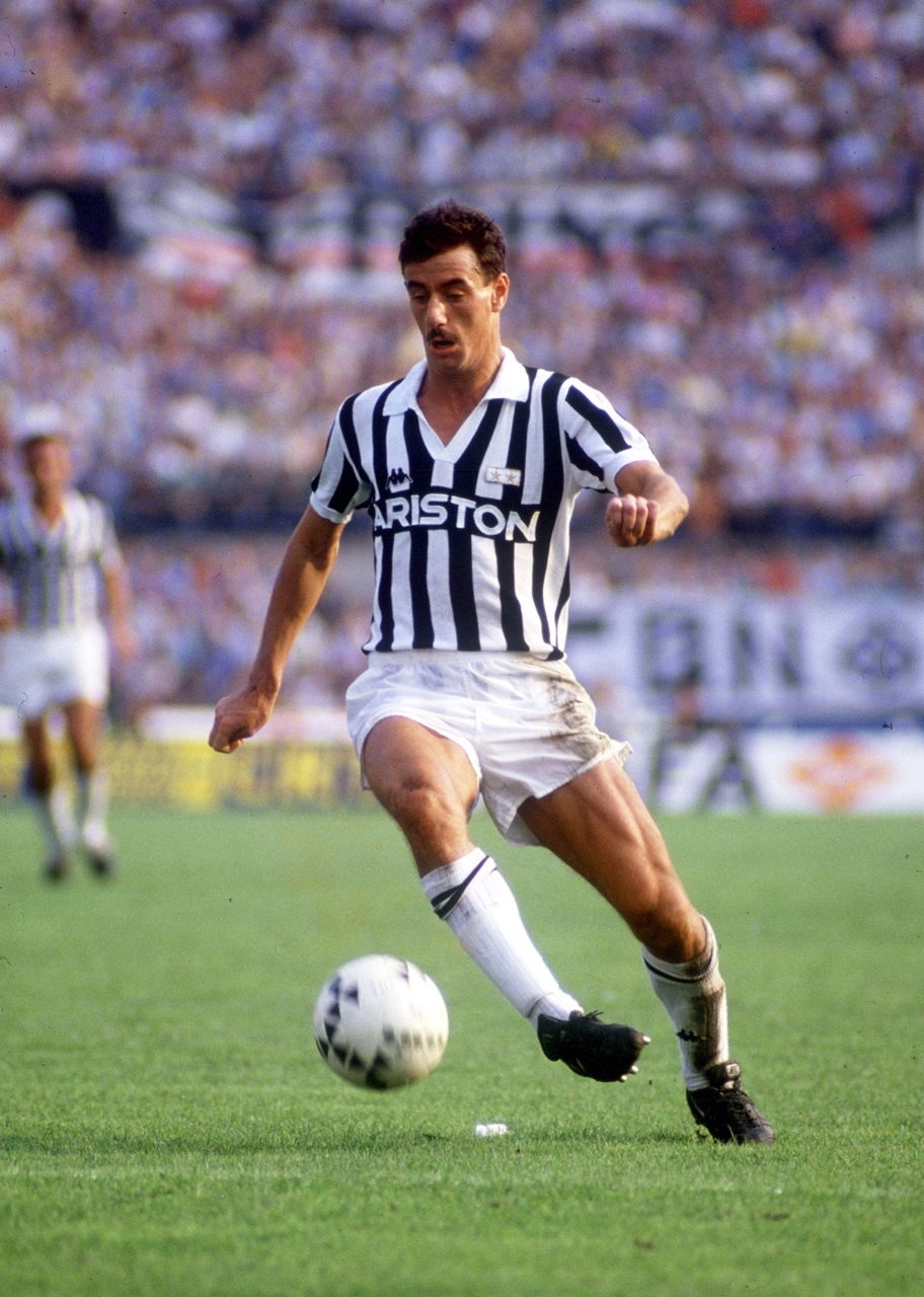 Ian_Rush_-_Juventus_'87-88.jpg