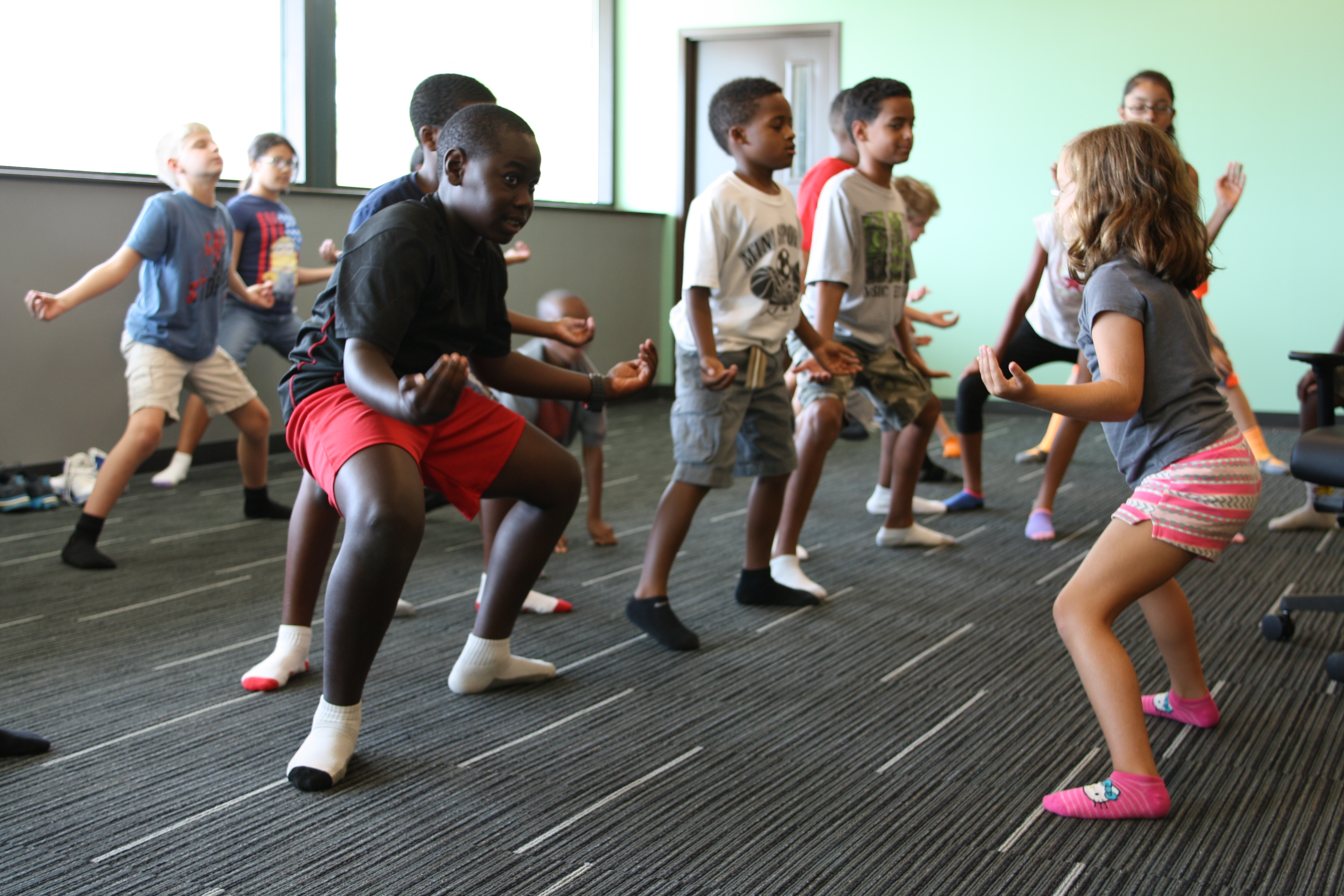 Kids_Yoga_(19125038413).jpg