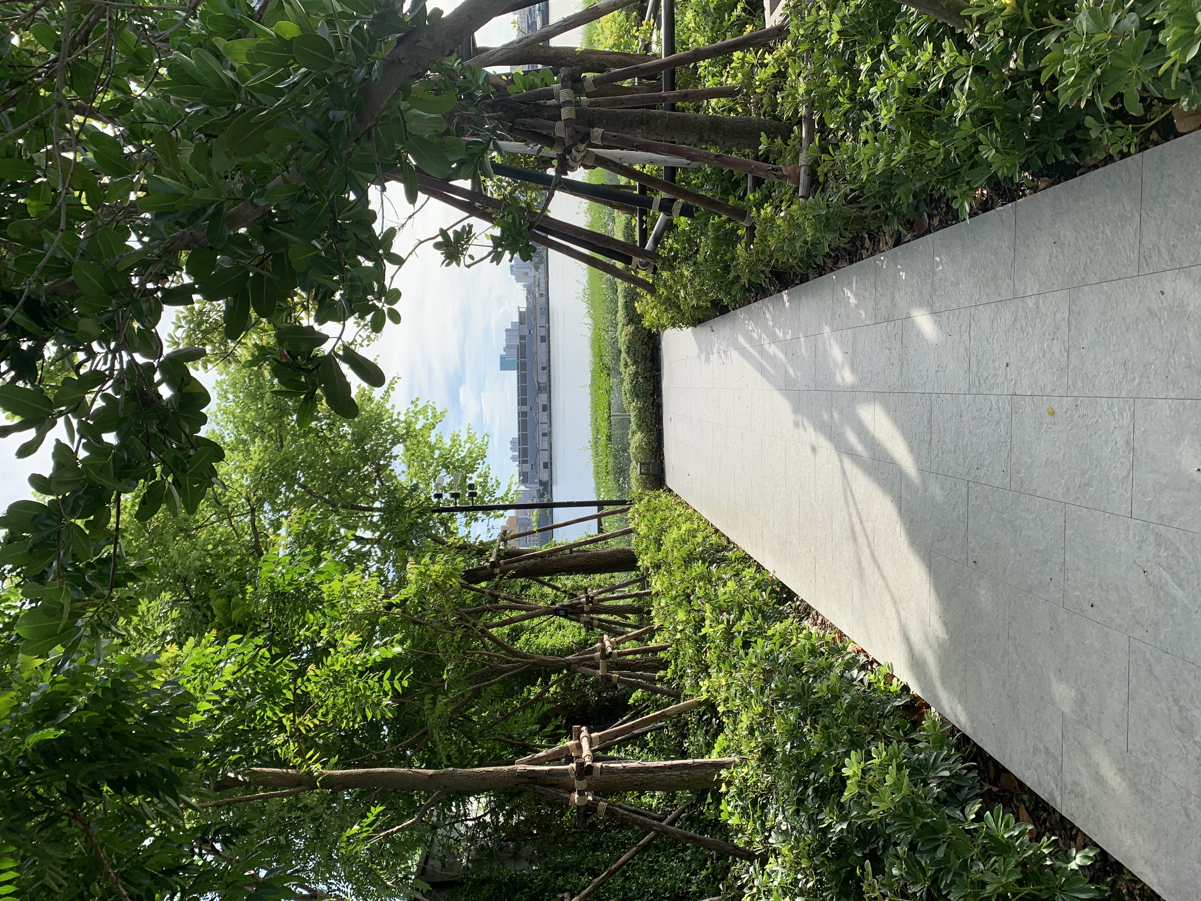 Riverside View27.jpg