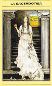 LA SACERDOTISA.jpg