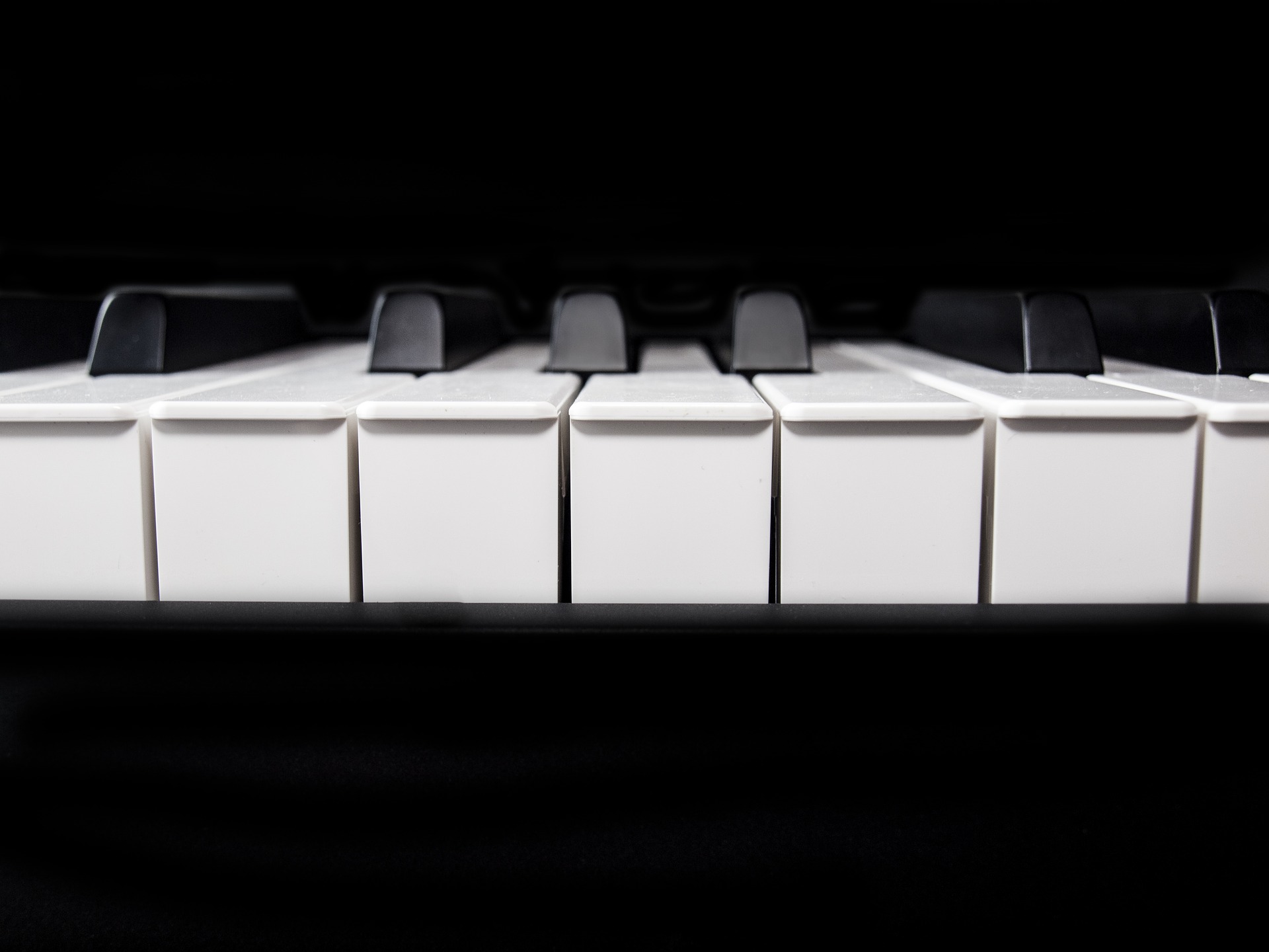 piano-2412400_1920.jpg