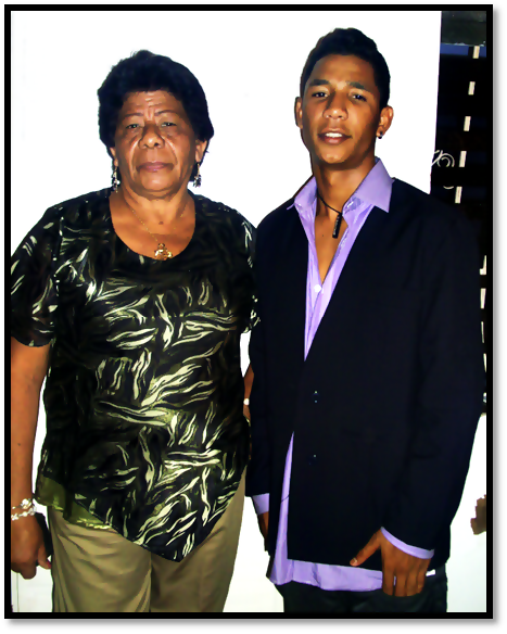 MANUELA Y HECTOR.png