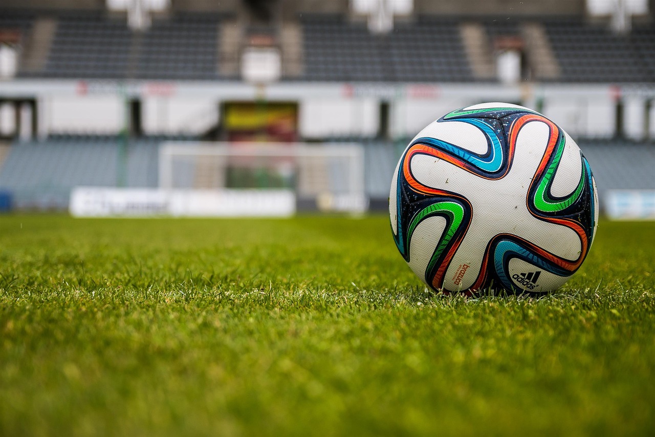 jarmoluk-ball-488718_1280.jpg