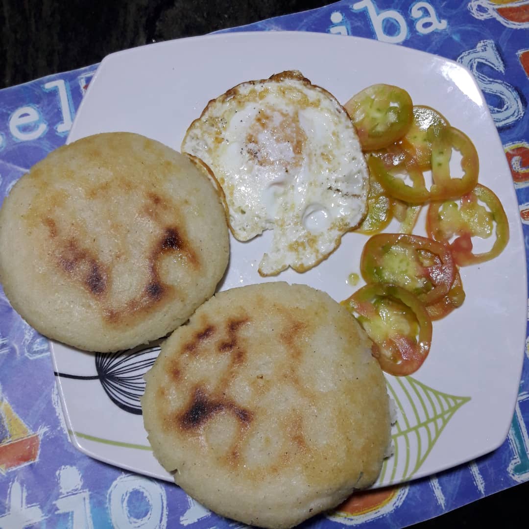 a cafe desayuno.jpg