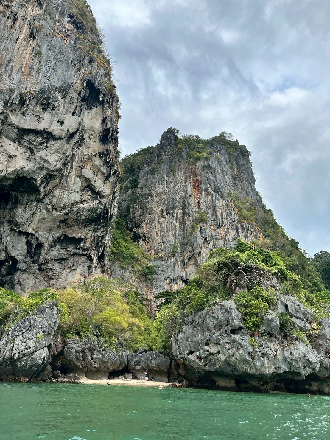 Railay Beach18.jpg