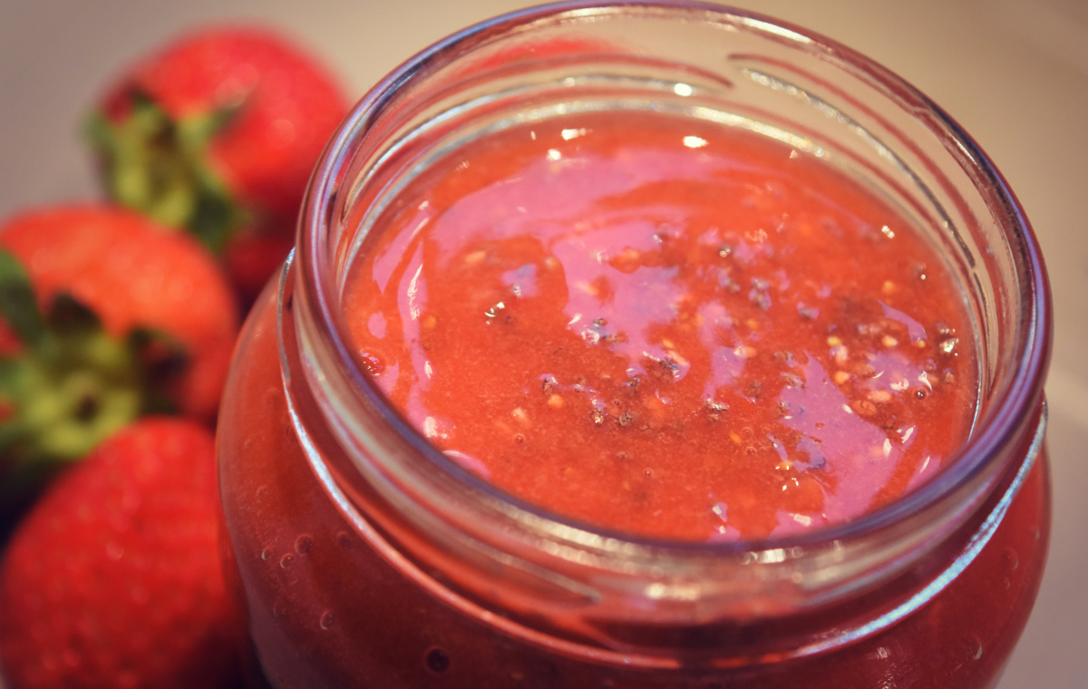 strawberry-chia-jam-5.jpg