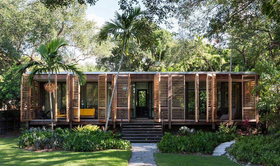 1_Exterior_Credit-Claudia-Uribe.jpg