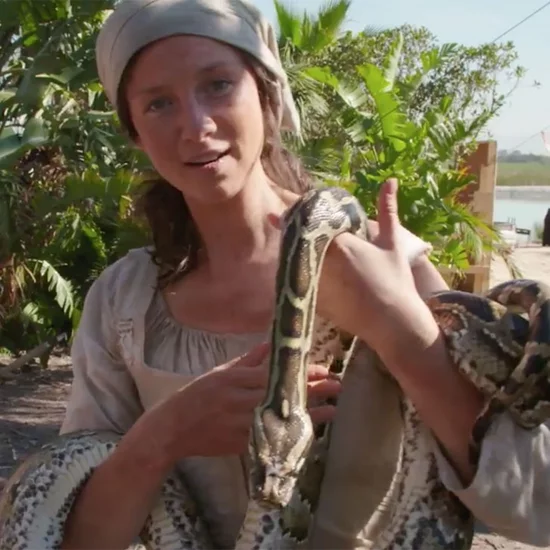 Outlander-Season-3-Clip-Caitriona-Balfe-Snake.webp
