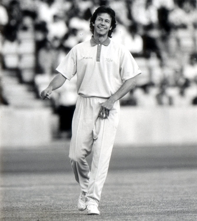 08imran-khan8.jpg