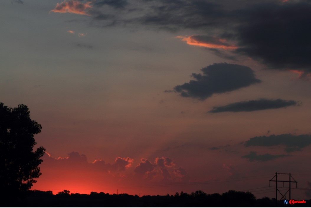 dawn sunrise clouds silhouettes silhouetted colorful SR0080.JPG