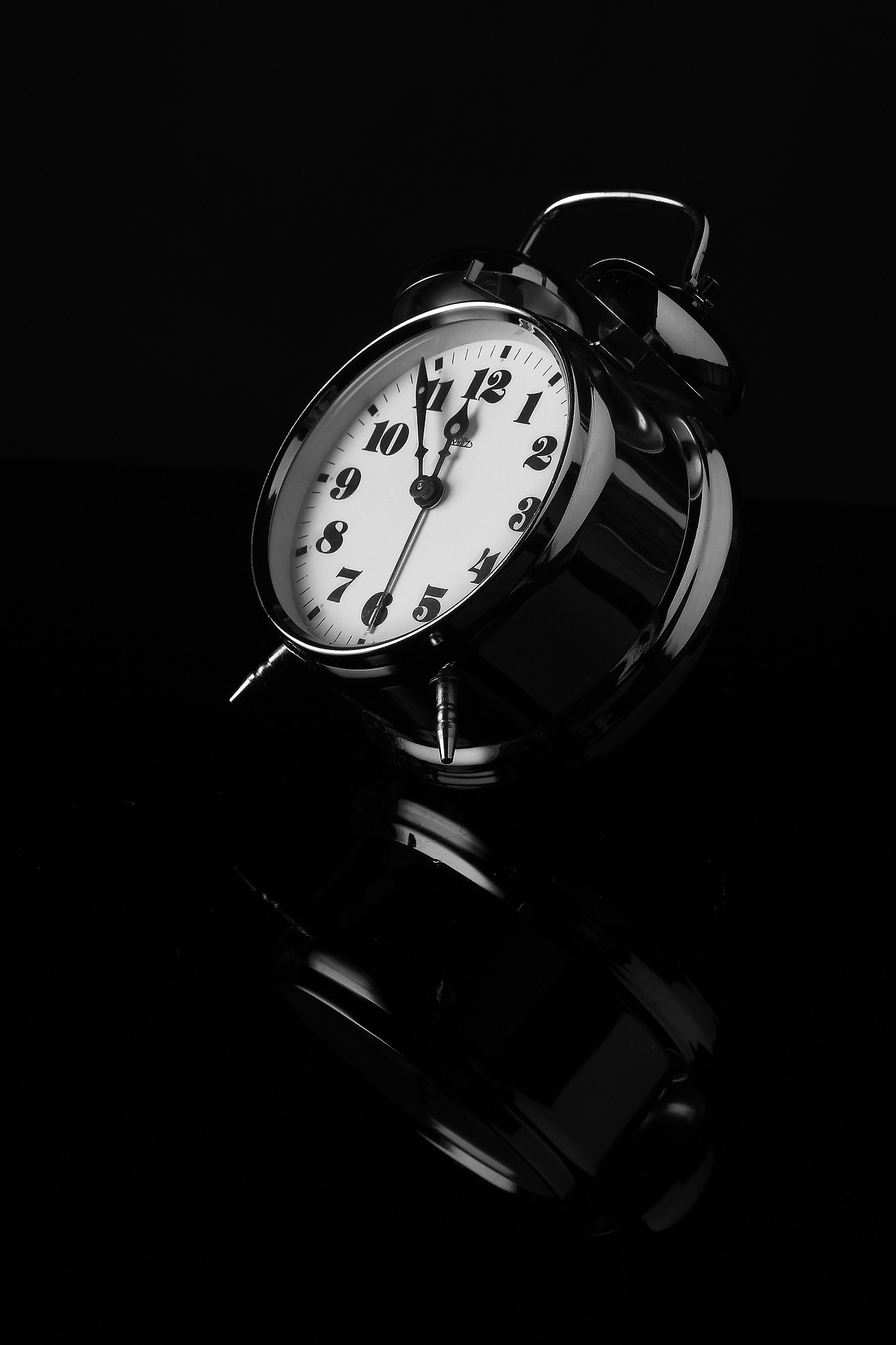 alarm-clock-565645_1920.jpg