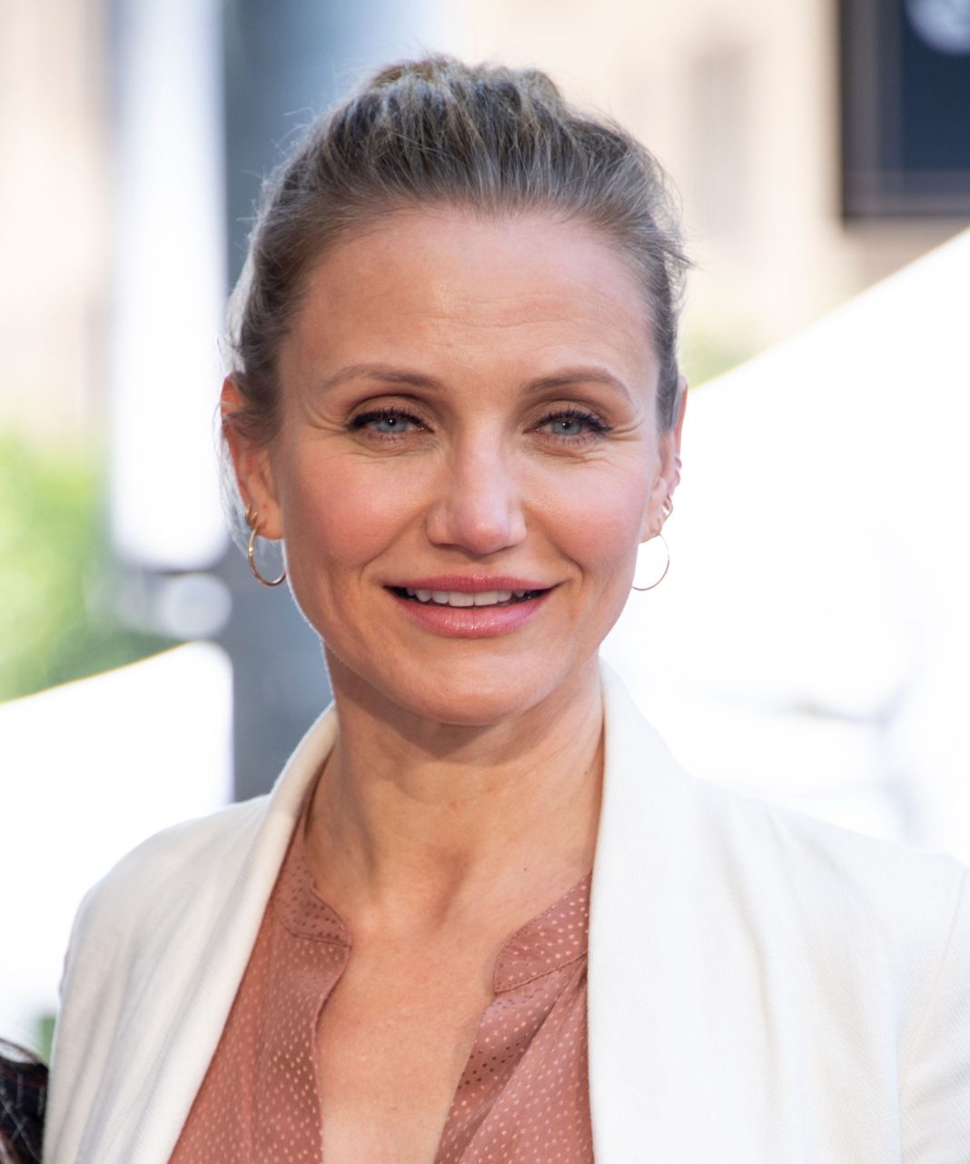 Cameron-Diaz-1068x1281.jpg