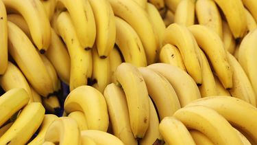 ordinary-fruits-with-amazing-health-benefits-09-1440x810.jpg