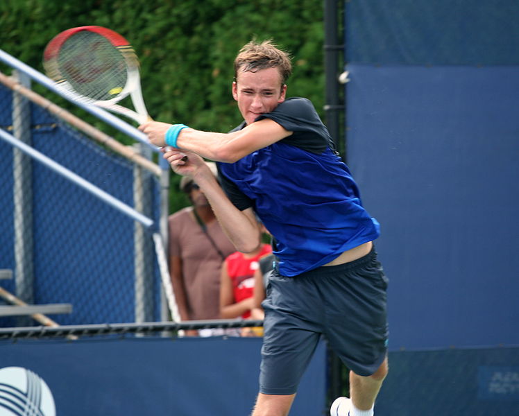 748px-Daniil_Medvedev_(RUS)_(9655895898).jpg