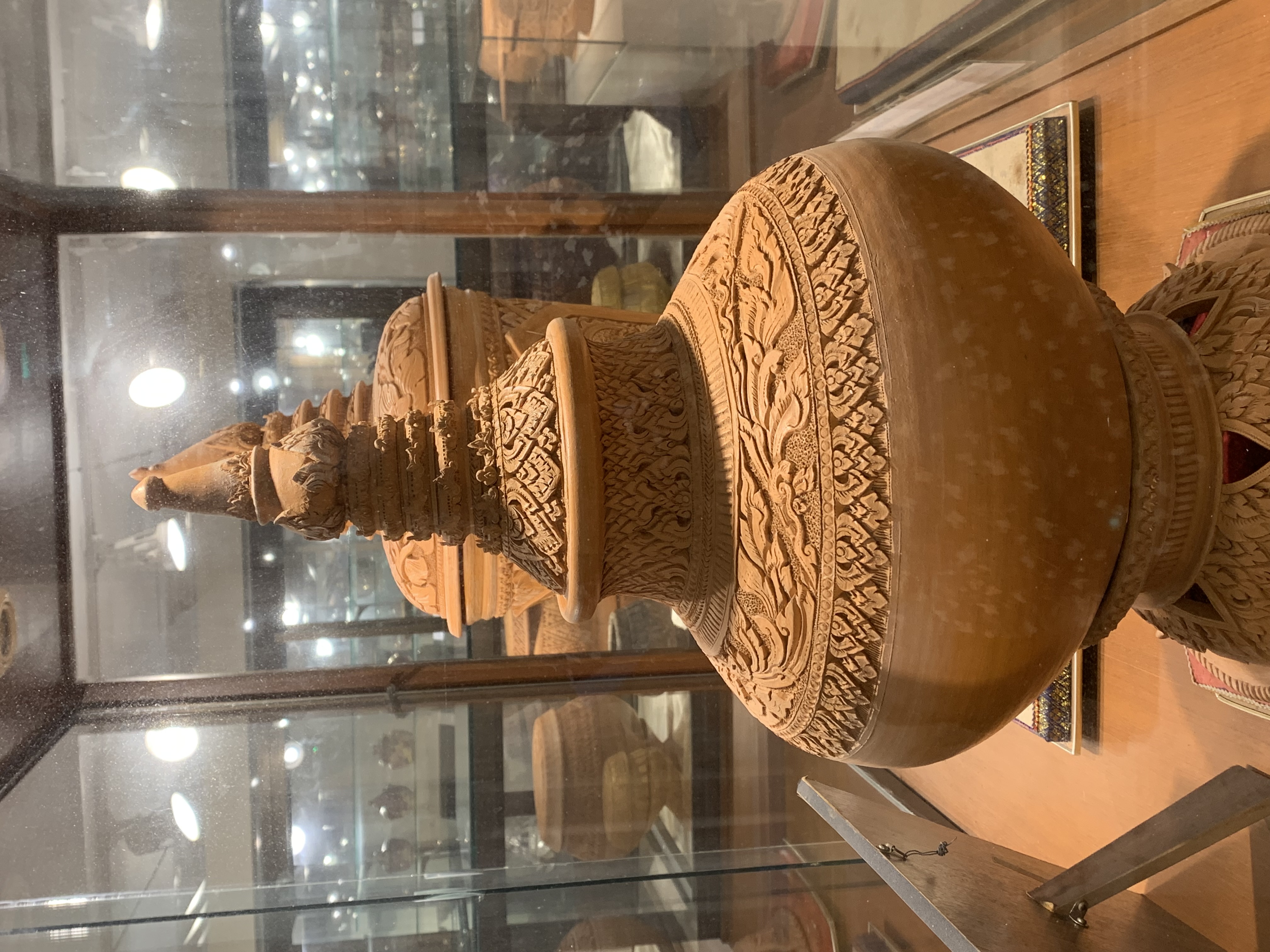 Thai Ceramics Exhibition Hall27.jpg