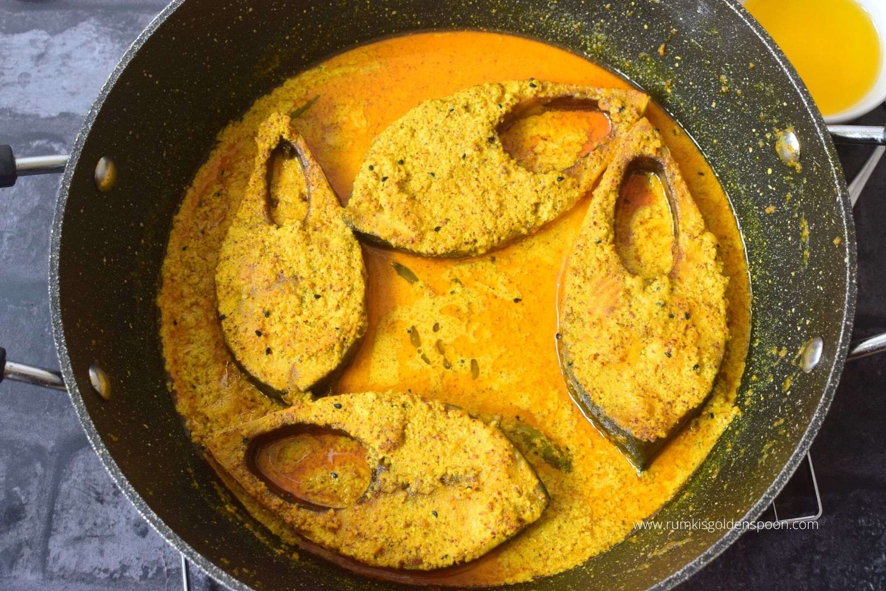 Shorshe-ilish.jpg