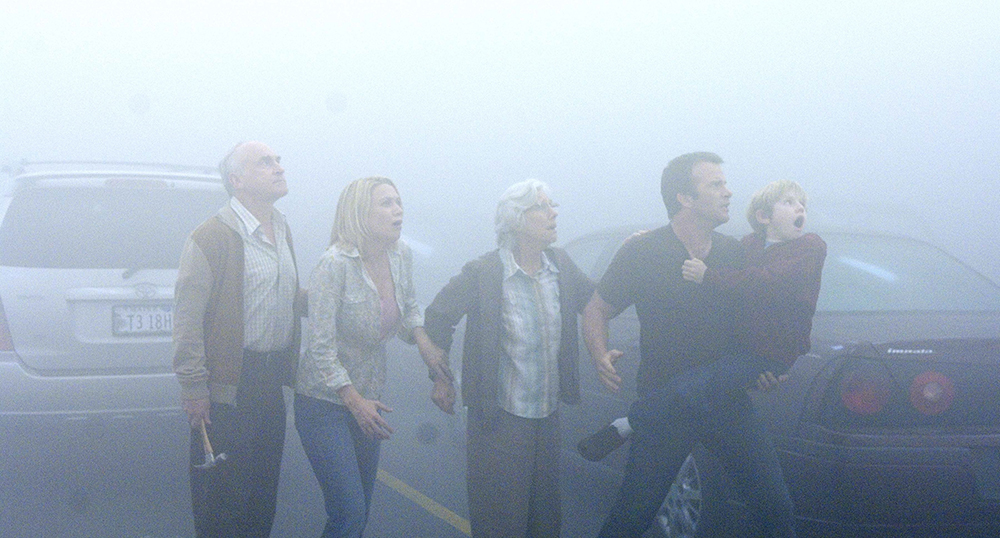 12631_the_mist_screen_demunn_holden_sternhagen_jane_gamble.jpg